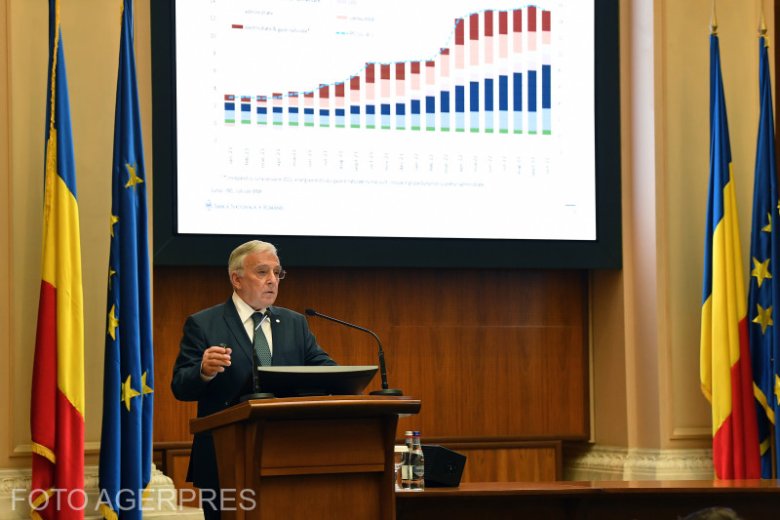 Isărescu nevetett a kérdésre, visszacsúszik-e 5 lej alá az euró