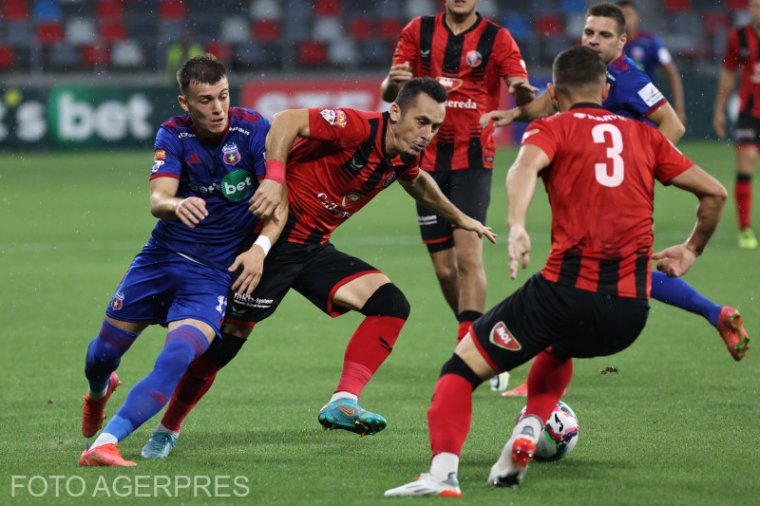 Az FK Csíkszereda kiütéssel hallgattatta el a magyargyalázó Steaua-drukkereket (videóval)