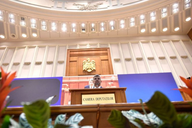 Bizalmat szavazott a parlament Marcel Ciolacu RMDSZ-mentes kormányának
