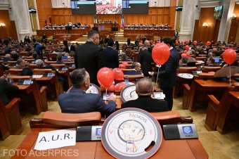 Elbukott a kormány elleni bizalmatlansági indítvány