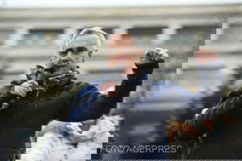 Bűnügyi felügyelet alatt marad Călin Georgescu