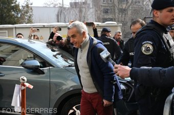 Ki nyert Georgescu eltiltásával, és miért lehet ez veszélyes a magyarokra is?