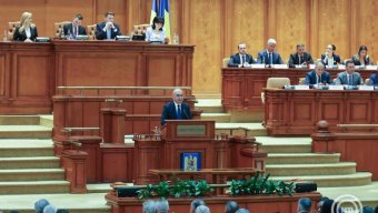 A kormány felelősséget vállalt a második deficitcsökkentő csomag öt törvénytervezetéért