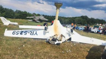 Lezuhant egy kis méretű repülőgép; a pilóta meghalt