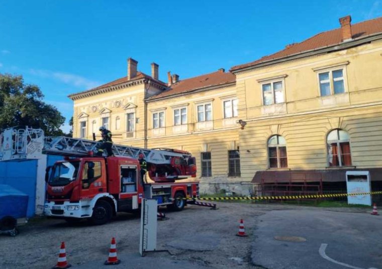 Iskolaépületek sérültek meg a földrengés miatt Szatmár megyében