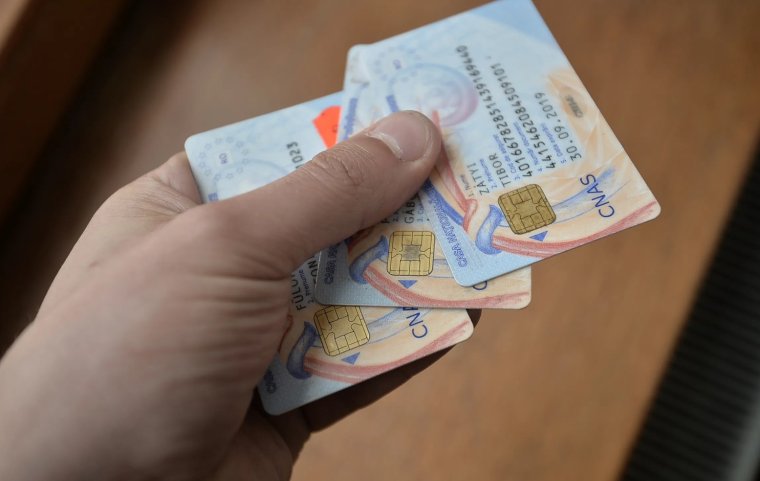 PSD-javaslat: az ukrán menekültek és bevándorlók is fizessék az egészségbiztosítási járulékot