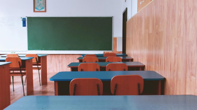 Egy lassan eltűnő iskolai tantárgy tehetné ellenállóbá a jövő generációit az álhírekkel szemben