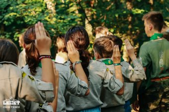 Képernyők helyett közösséget kínál az erdélyi fiatalok számára a cserkészet