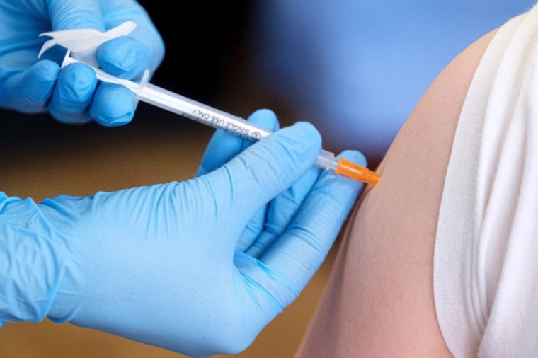 Dúl az oltásellenesség Romániában: a gyerekek fele sem kapja meg kanyaró, mumpsz és rózsahimlő elleni vakcina első adagját