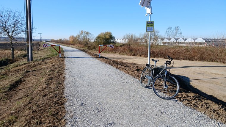 Kerékpárutak a gátakon: befejezés előtt a vízügyi megaprojekt
