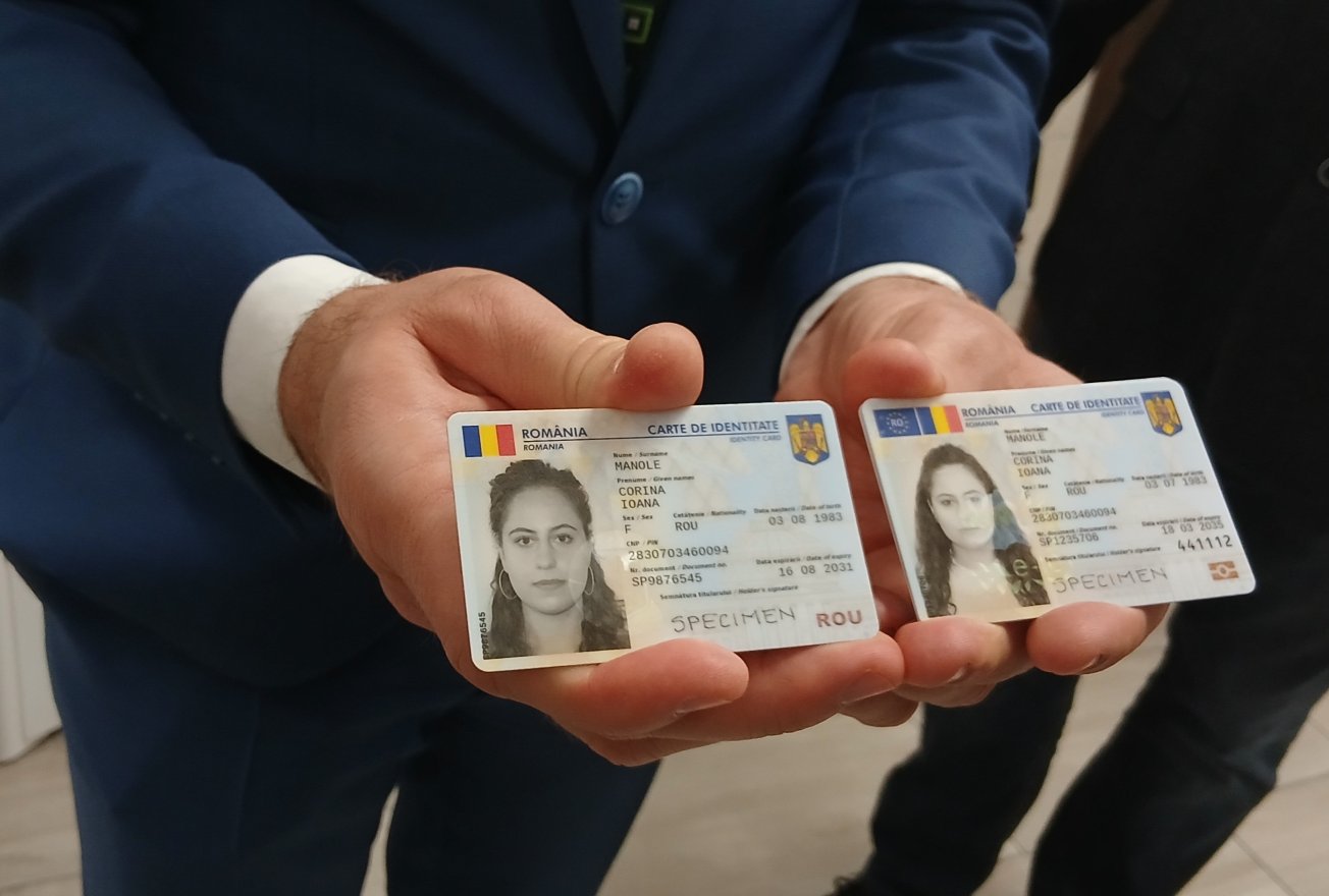 Még egy hónapig adnak ingyen új elektronikus személyit, aztán hetven lej lesz