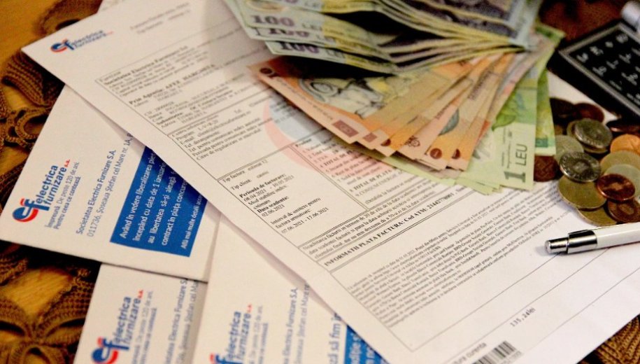 A családi büdzsét megterhelő számlák, alulfogyasztás: mélyül az energiaszegénység Romániában