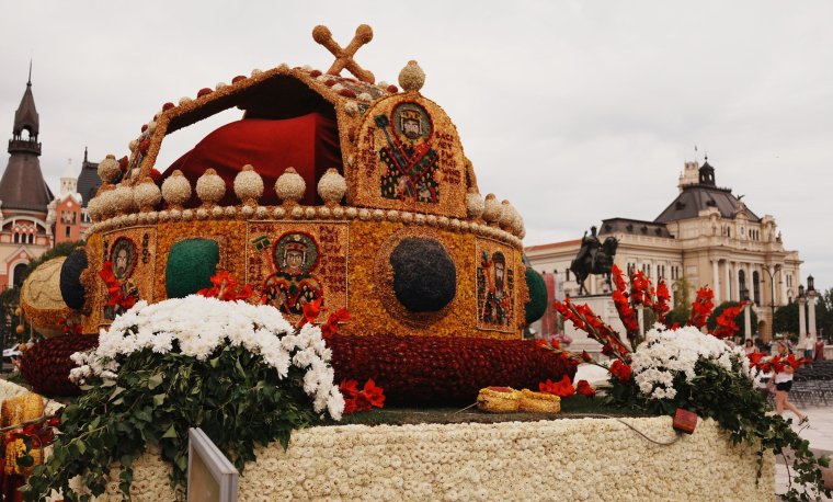 Idén is virágkocsikkal ünneplik Nagyváradon a Magyar Kulturális Napokat