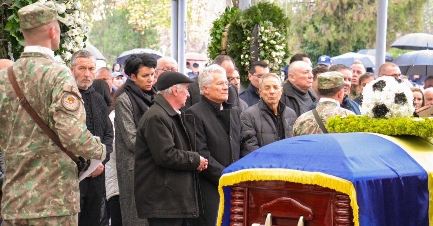 Méltósággal búcsúztatták Jenei Imrét Nagyváradon