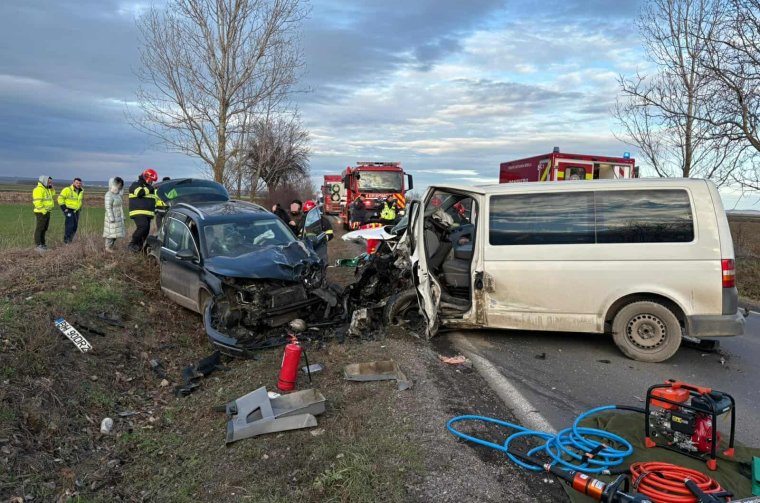 Frissítés│Részleteket közölt a rendőrség a Szalárd és Hegyközkovácsi között történt balesetről