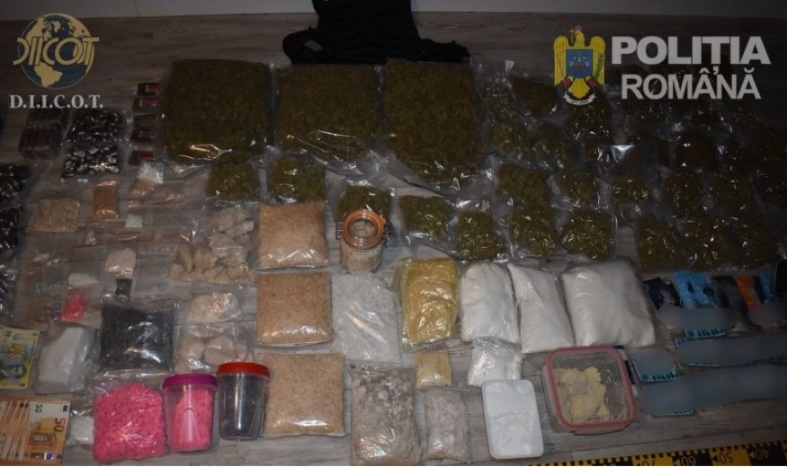 Drograzziák országszerte: több tíz kilogramm kábítószert foglaltak le két hét alatt