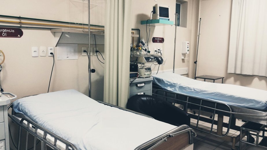 Cseke Attila a kórházi ágyak számának csökkentéséről: a kihasználtsági ráta valahol 50–60 százalék körül mozog