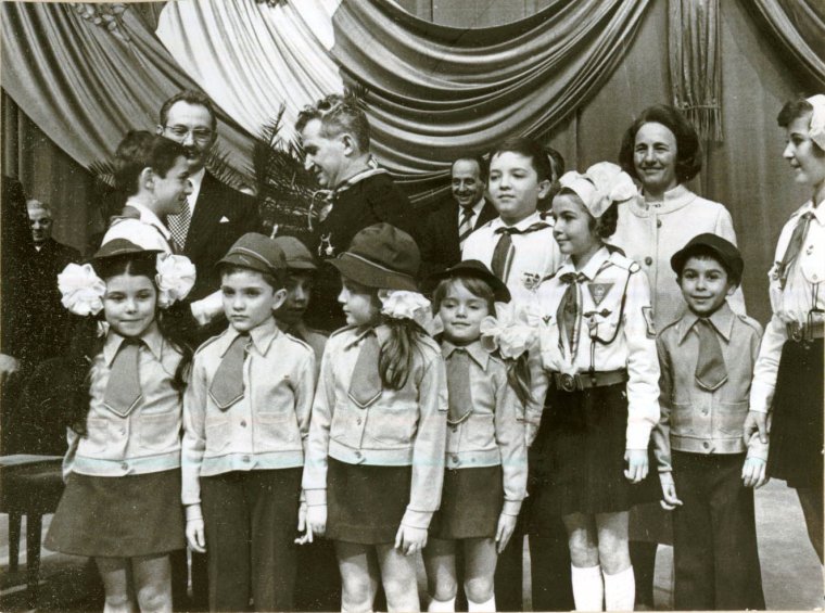 Dekrétumnemzedék: sorsközösség, kétmillió nyugdíjas. Horváth István szociológus Ceaușescu rendeletének következményeiről