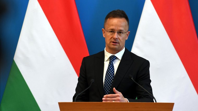 Szijjártó Péter szerint nincs alternatívája az ukránok által támadott Barátság kőolajvezetéknek