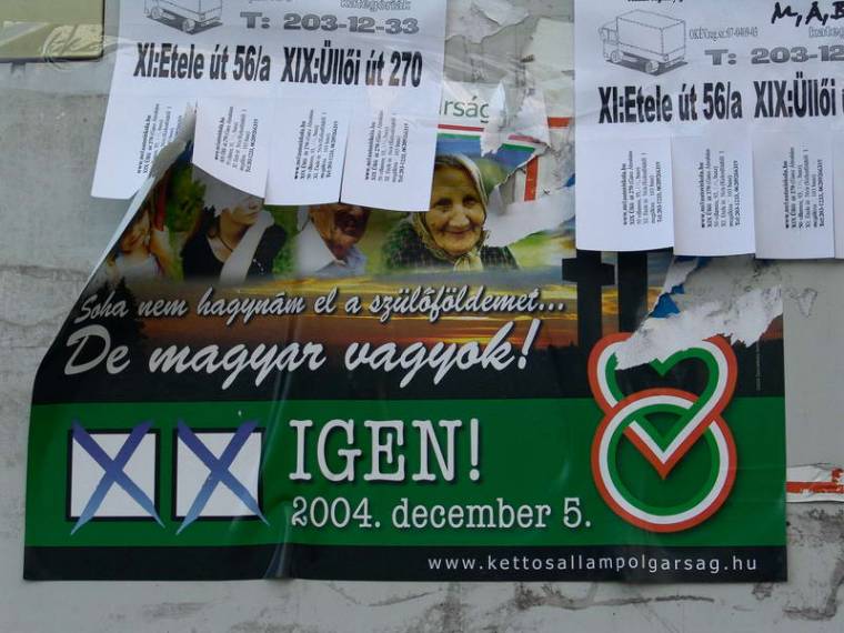 A december 5-ei népszavazásra emlékeznek Budapesten