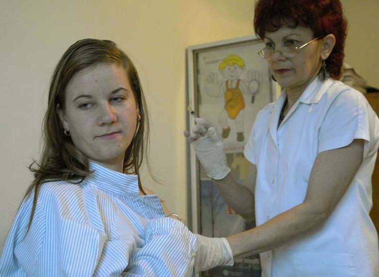 Beoltották azokat a diákokat, akik kérték a vakcinát