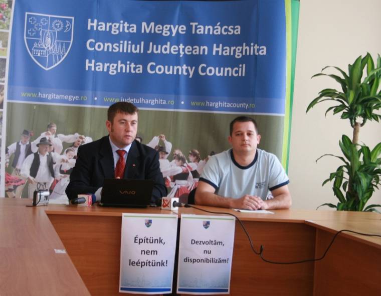 Nem lesz leépítés a megyei tanácsnál