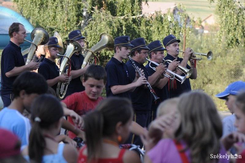 •  Fotó: Kristo Robert