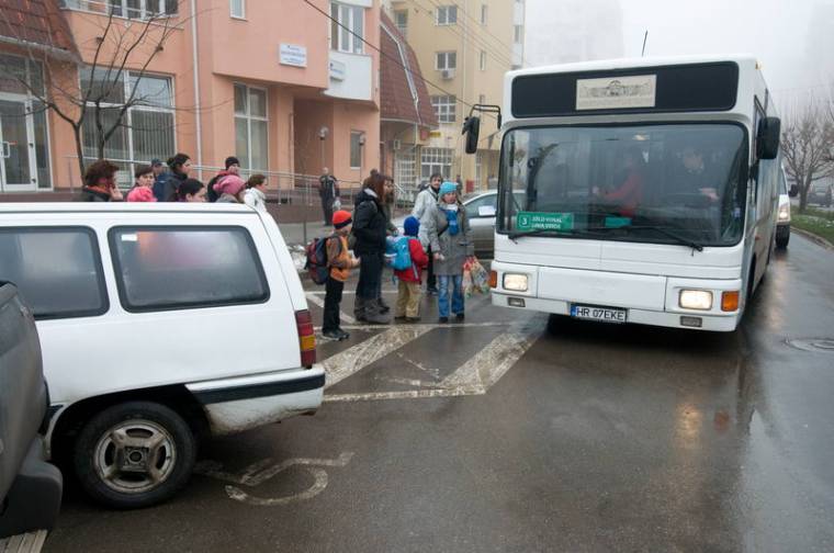 Nagyobb hely a buszmegállókban