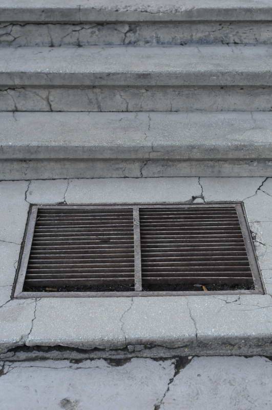 Lopják a fém lábtörlőket