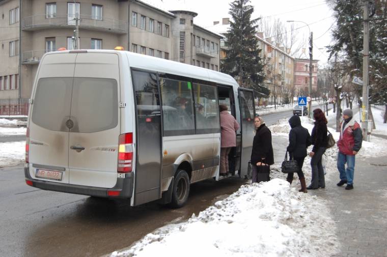 A járművekkel, a menetrenddel ismerkednek