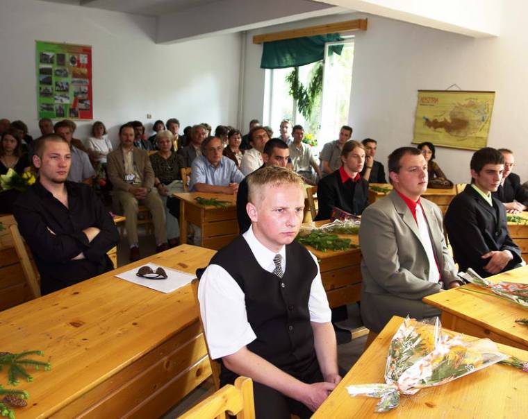 Vége a csíki informatikusképzésnek