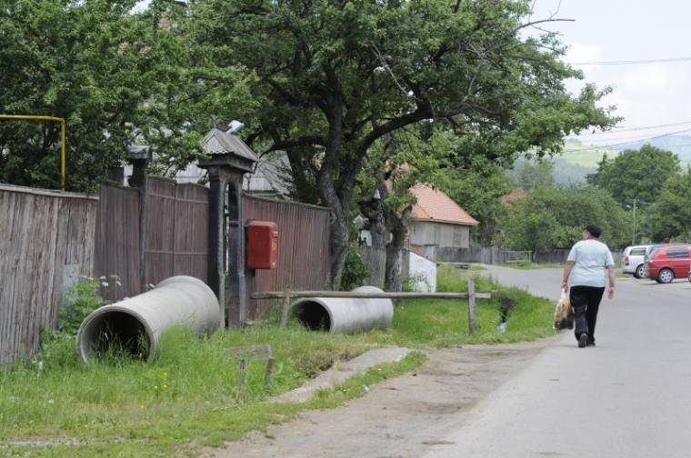 Hibázott a tervező, ezért késik a csatornázás