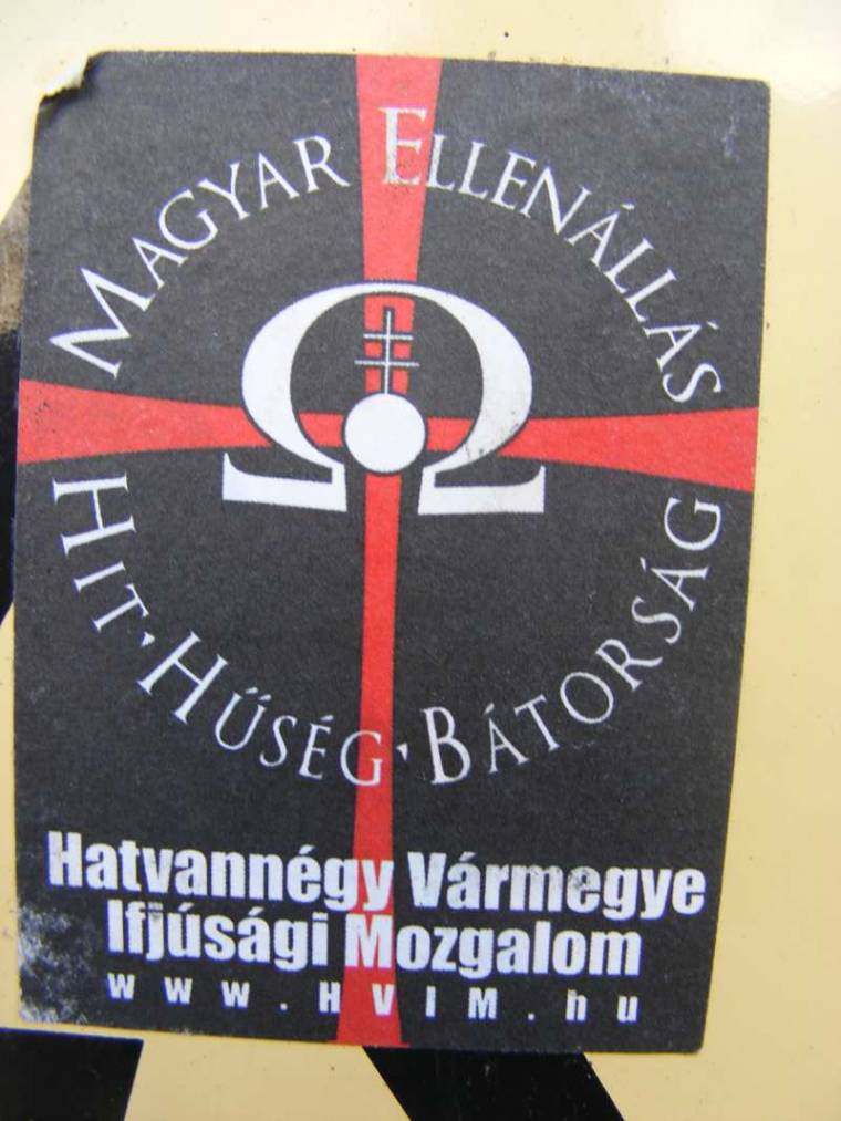 Segélyvonalat hozott létre a HVIM