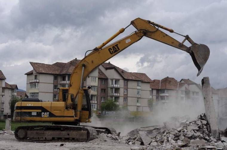 Elmarad a lelátó robbantása