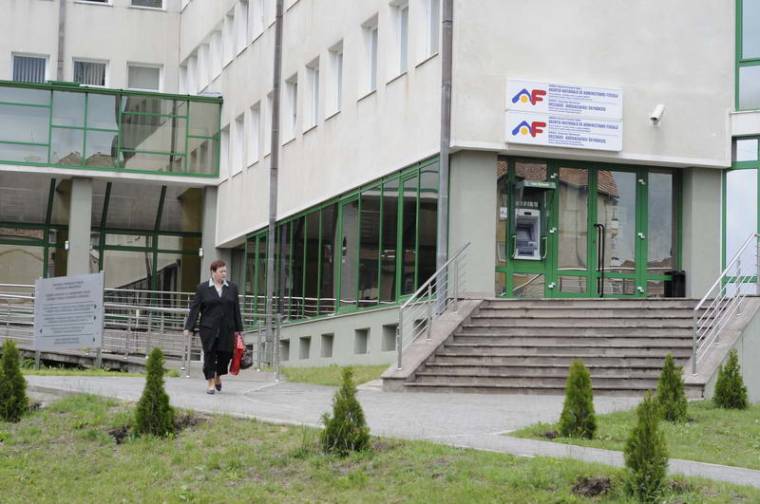 Elbocsátások a pénzügyön