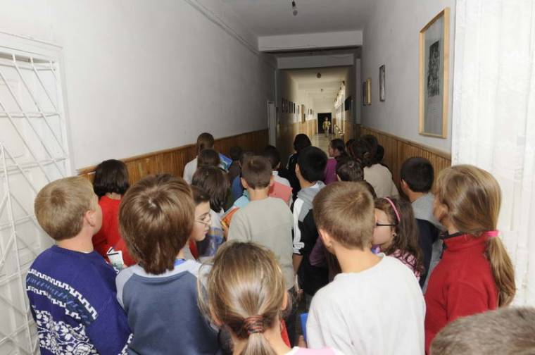 Minden iskola maga dönt a pótlásról