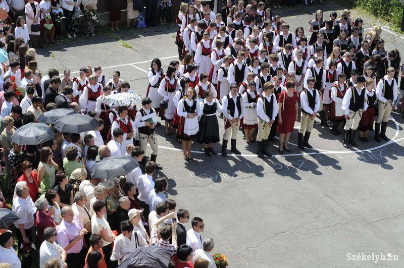 •  Fotó: Kristo Robert                       