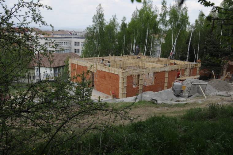 Megkezdődött az orvosi lakások építése