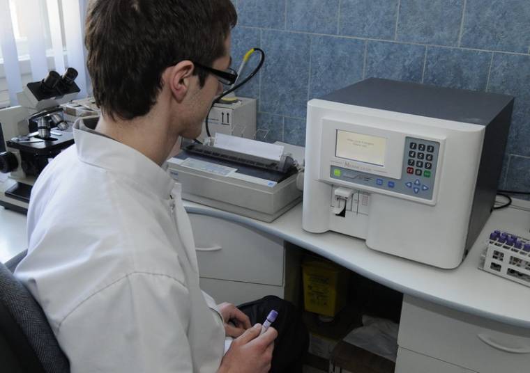 Megszűnt néhány laboratórium szerződése