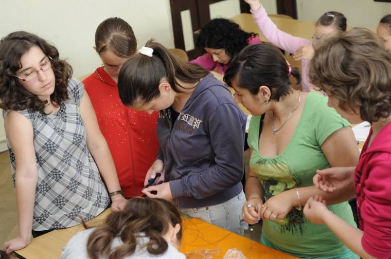 Tivai napok szakterem átadással