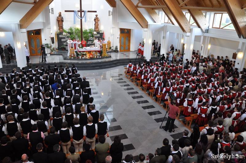 •  Fotó: Rédai Botond