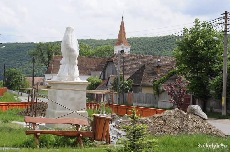 •  Fotó: Kristo Robert