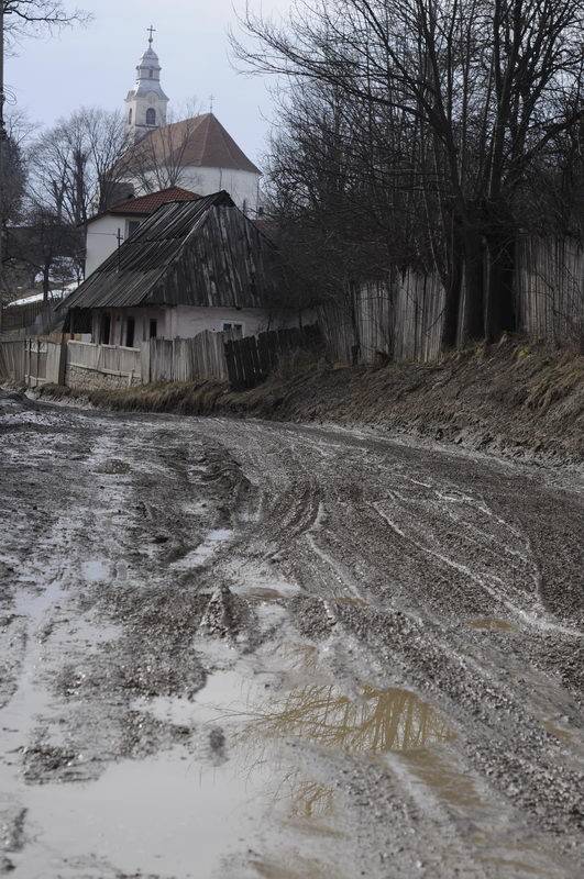 Aszfaltút lesz Csobotfalván