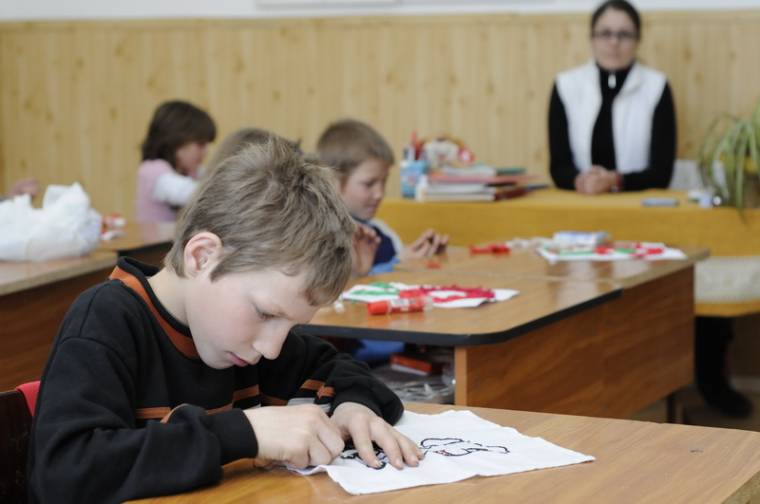 A szülők megfelelő tájékoztatásán múlhat a csomortáni iskola sorsa