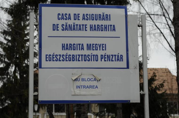 Leváltás az egészségbiztosítónál: csak papíron