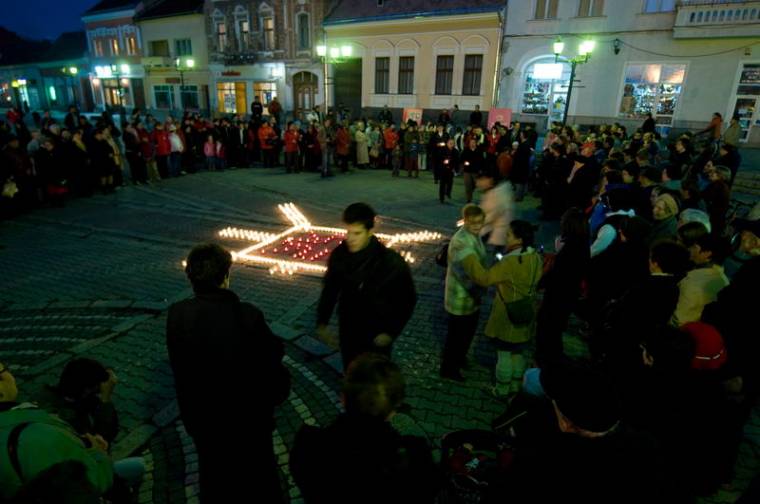 Egymillió csillag: szombaton gyúlnak a gyertyák