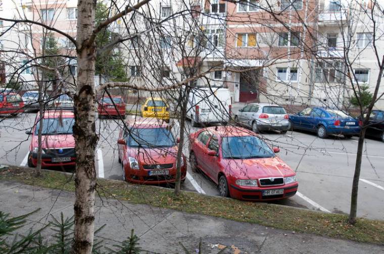 Nem kérnek a fizetéses parkolóból a lakók