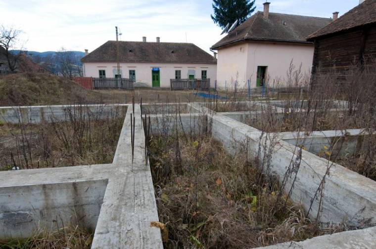 Adósságtörlesztésre megy a legtöbb pénz a szentsimoni iskolánál