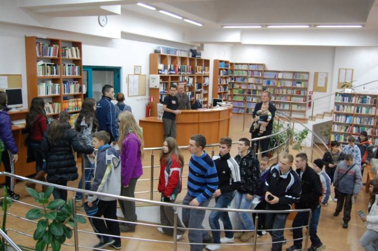 Szórványbeli fiatalok ismerkedtek Hargita megyével