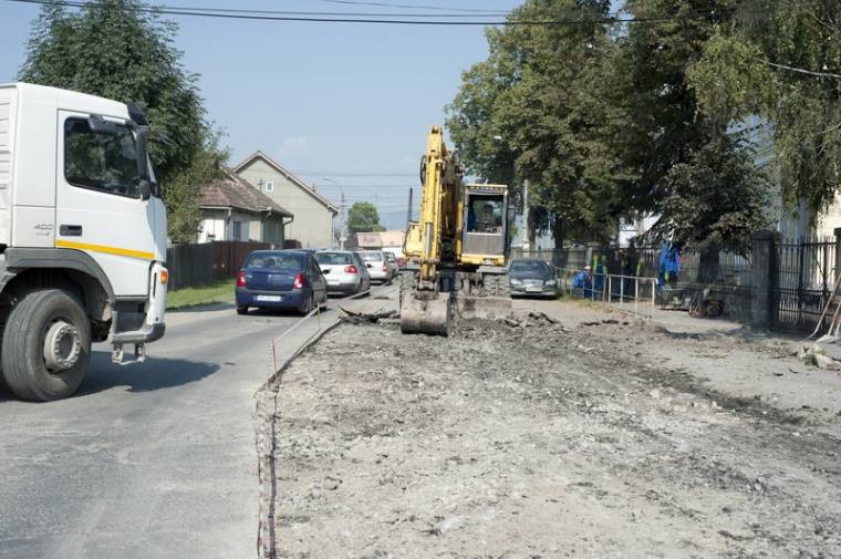 Útfelújítás forgalomkorlátozásokkal a Taploca utcában